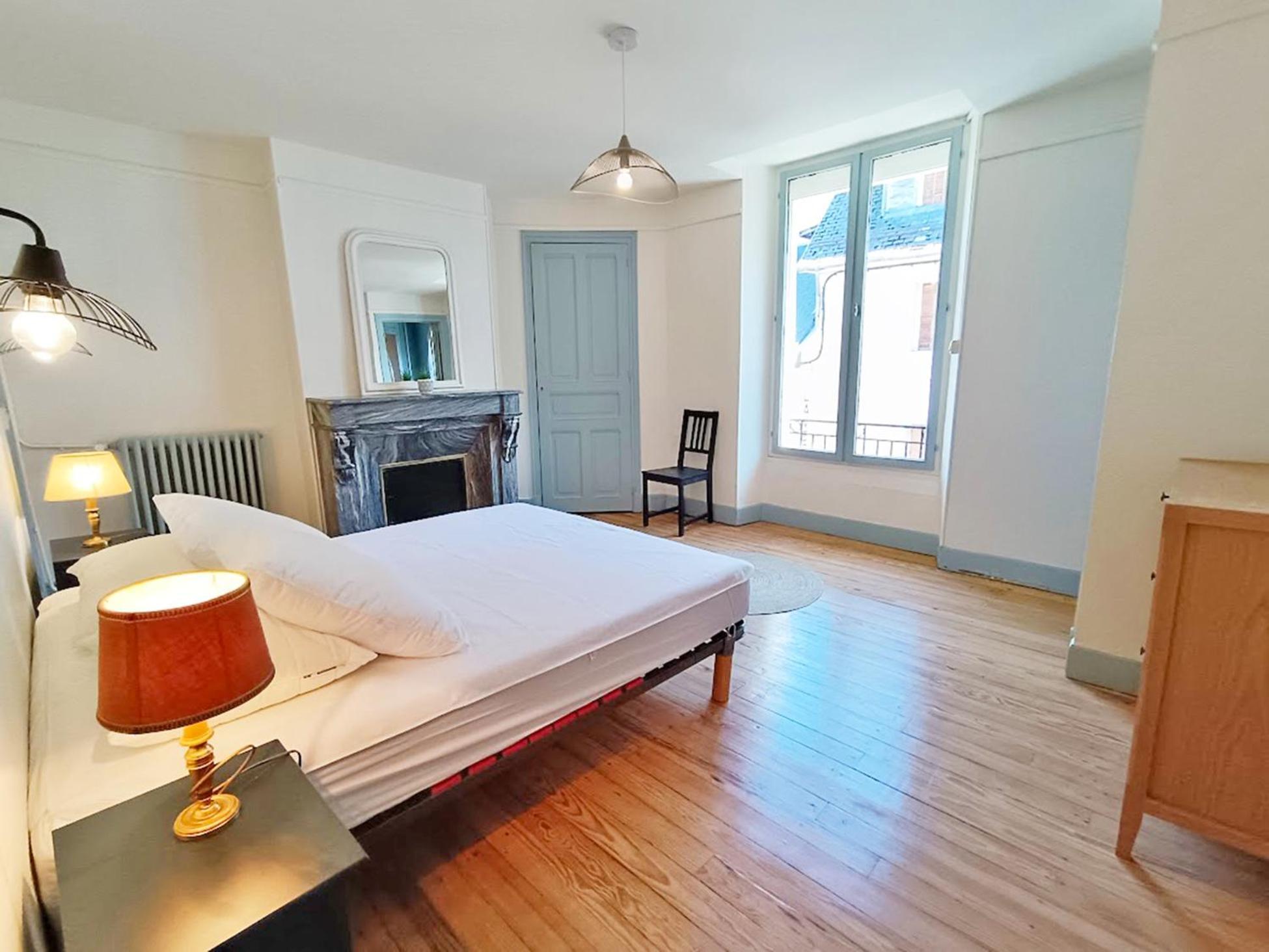Alphonse 52, Grand T4, Terrasse, Wifi, 6 Personnes